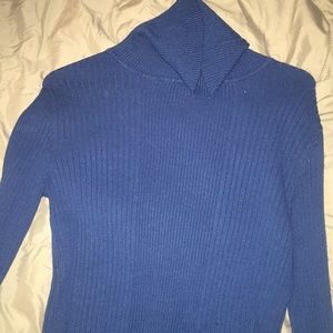 Turtle neck sweater